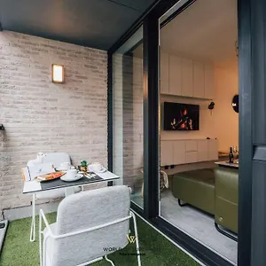 https://met-twee-aan-zee.ostend-hotel.net